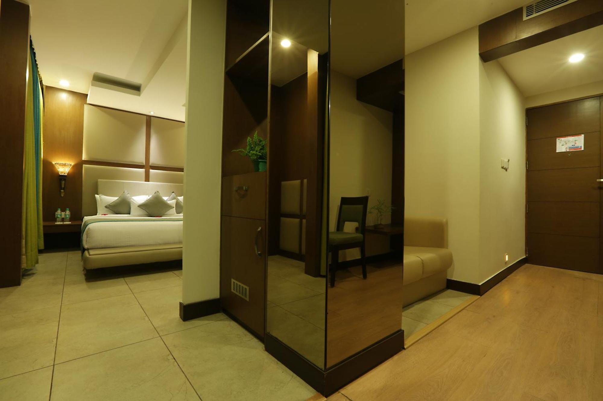 Hotel Prithvi Palace Igi Airport Delhi Ню Делхи Екстериор снимка