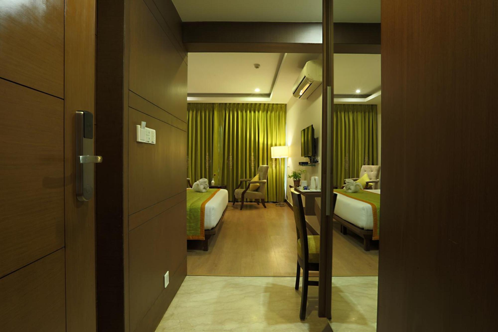 Hotel Prithvi Palace Igi Airport Delhi Ню Делхи Екстериор снимка