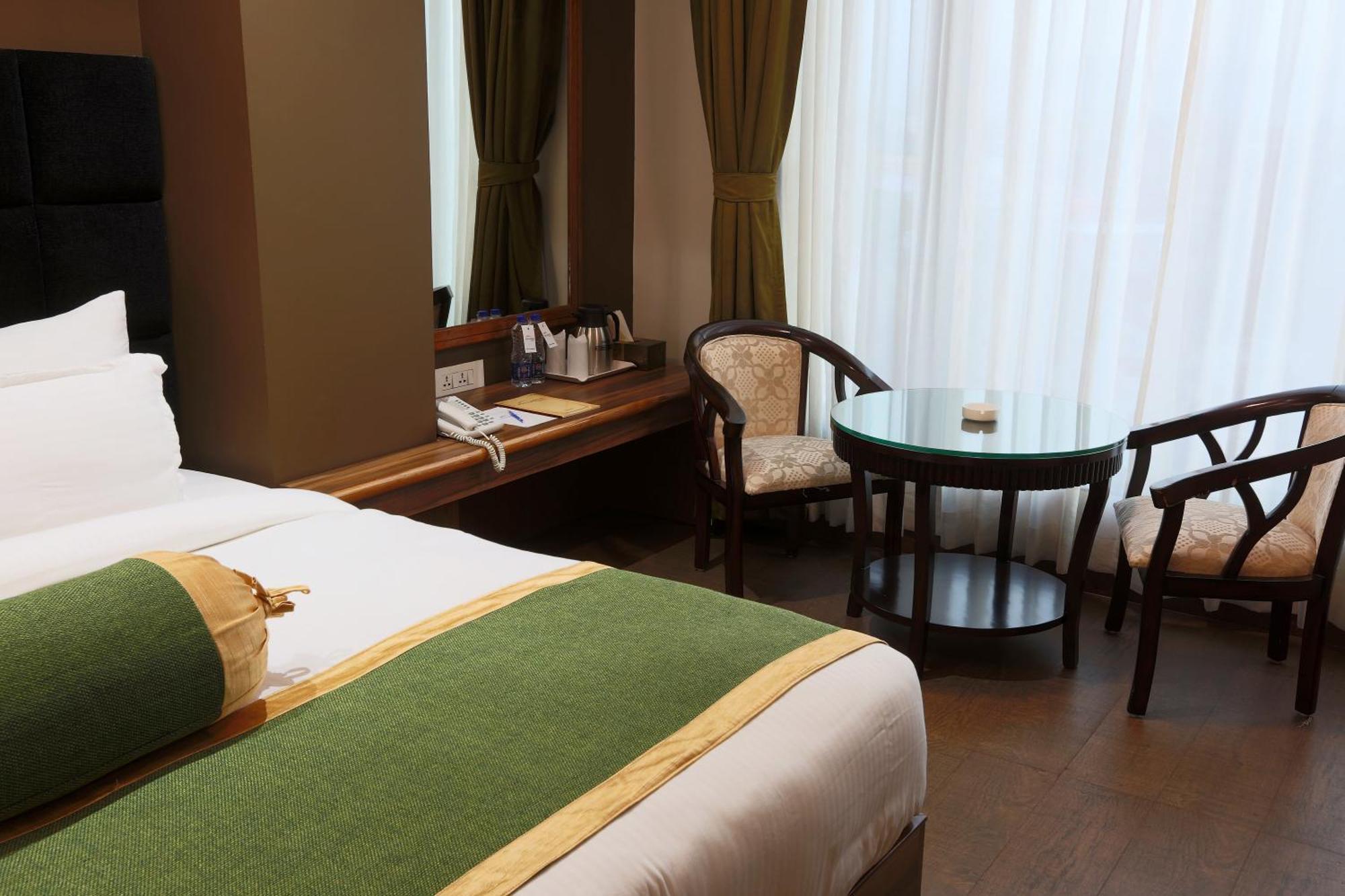 Hotel Prithvi Palace Igi Airport Delhi Ню Делхи Екстериор снимка