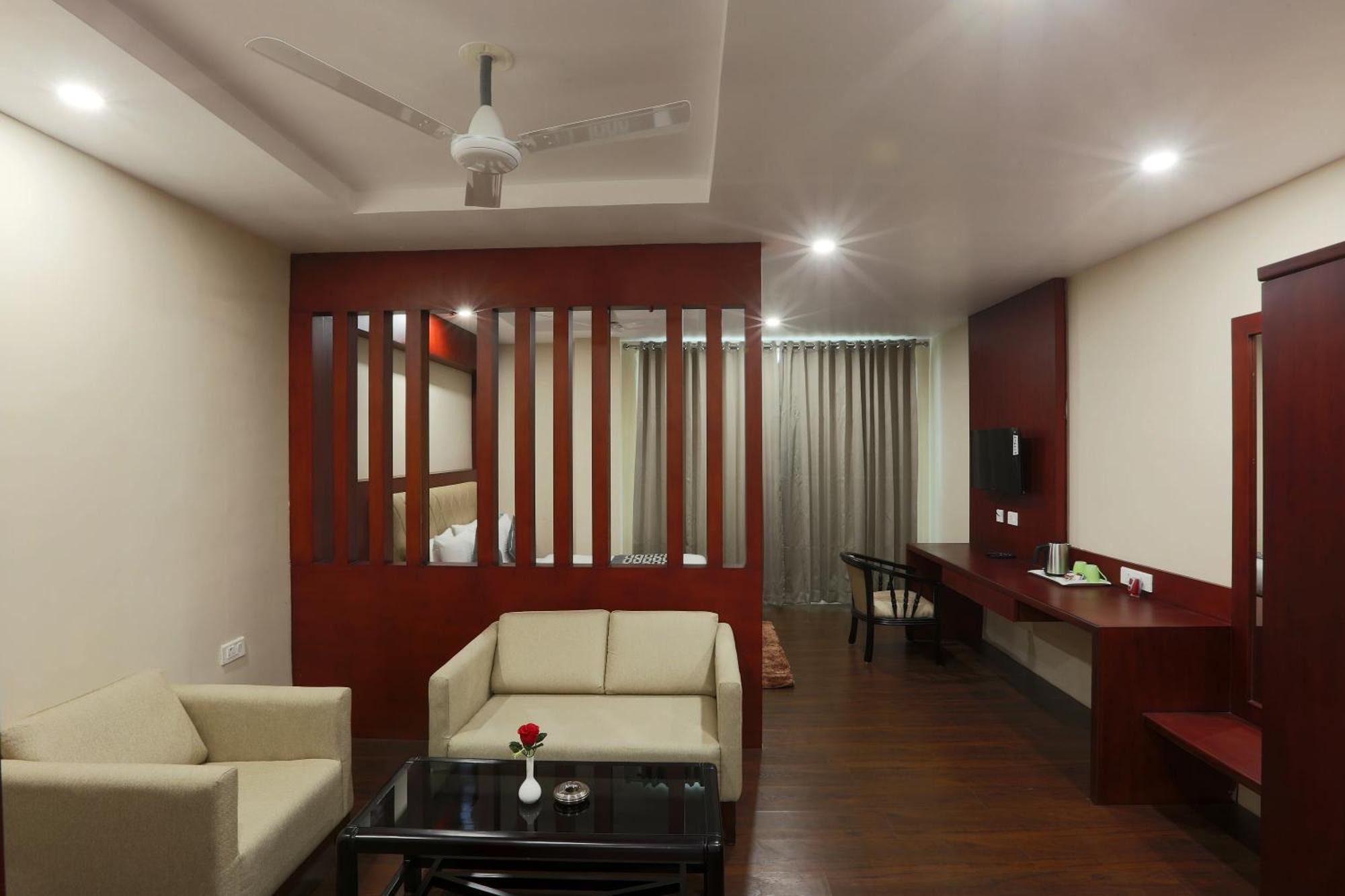 Hotel Prithvi Palace Igi Airport Delhi Ню Делхи Екстериор снимка