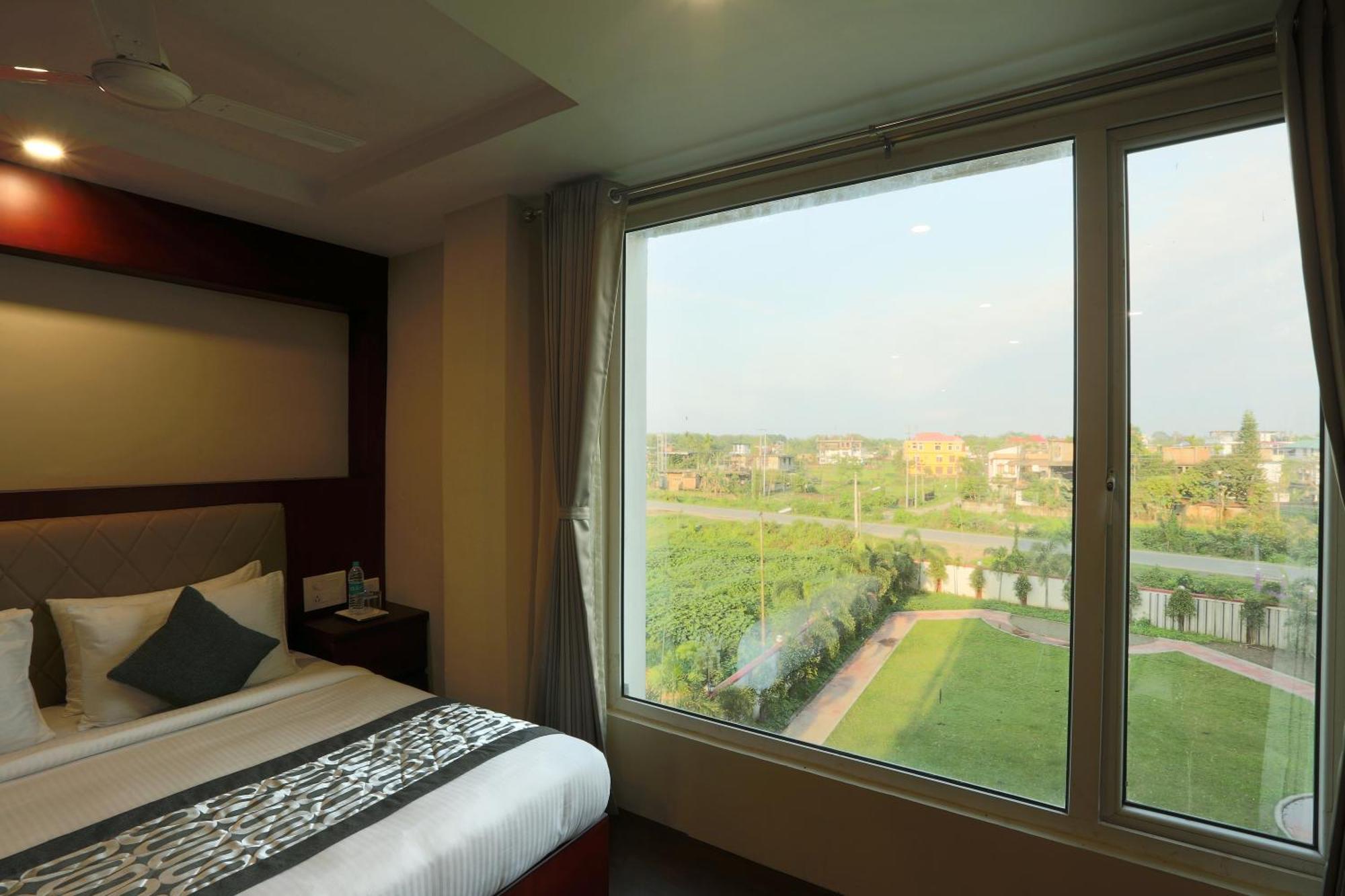 Hotel Prithvi Palace Igi Airport Delhi Ню Делхи Екстериор снимка